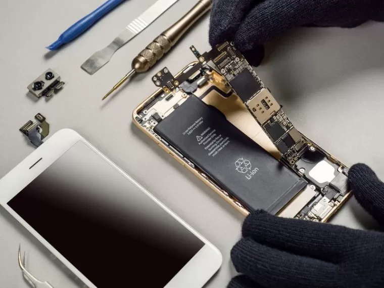 Réparation vibreur iPhone à Dax , Dax, SOS Phone